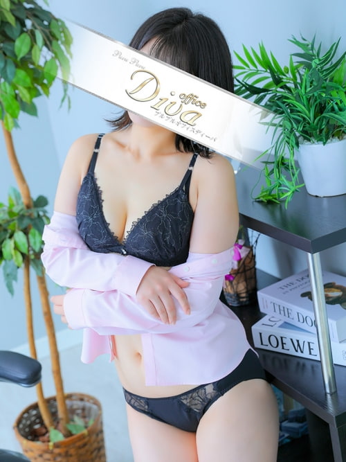 { 䂫